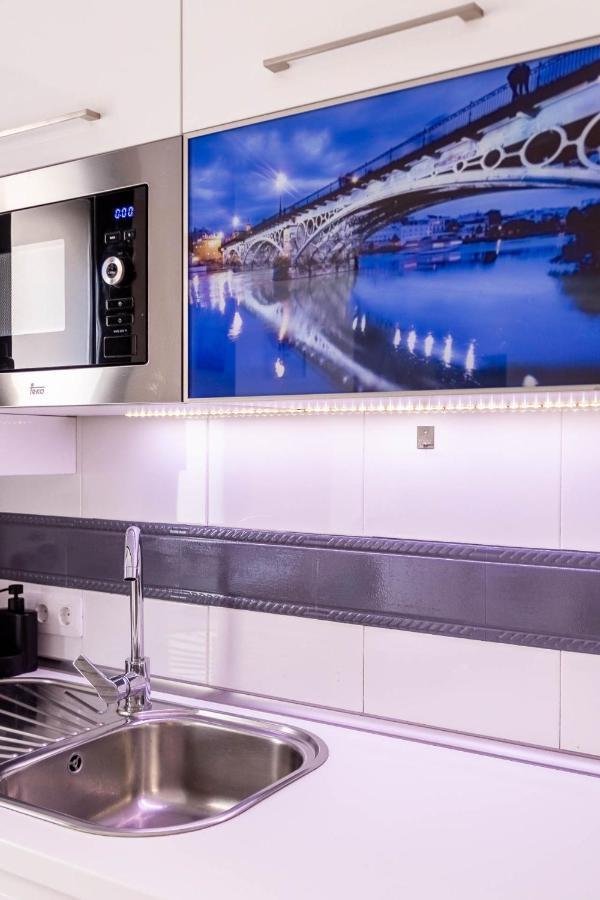 Slava Luxury Suite セビリア エクステリア 写真
